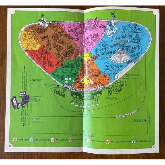 Vintage Disneyland Guide Fall/Winter 1977-78 With Petes Dragon Promo - Picture 3 of 4